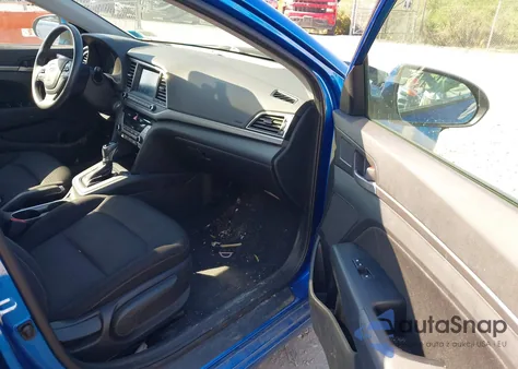 2017 Hyundai Elantra Value Edition z USA, uszkodzony, nr VIN 5NPD84LF2HH211734